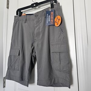 NWT WEARFIRST Mens Grey Cargo Shorts Size 30  10 In Inseam